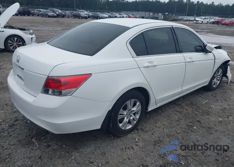 2008 Honda Accord 2.4 Lx-P z USA, uszkodzony, nr VIN JHMCP26458C011647
